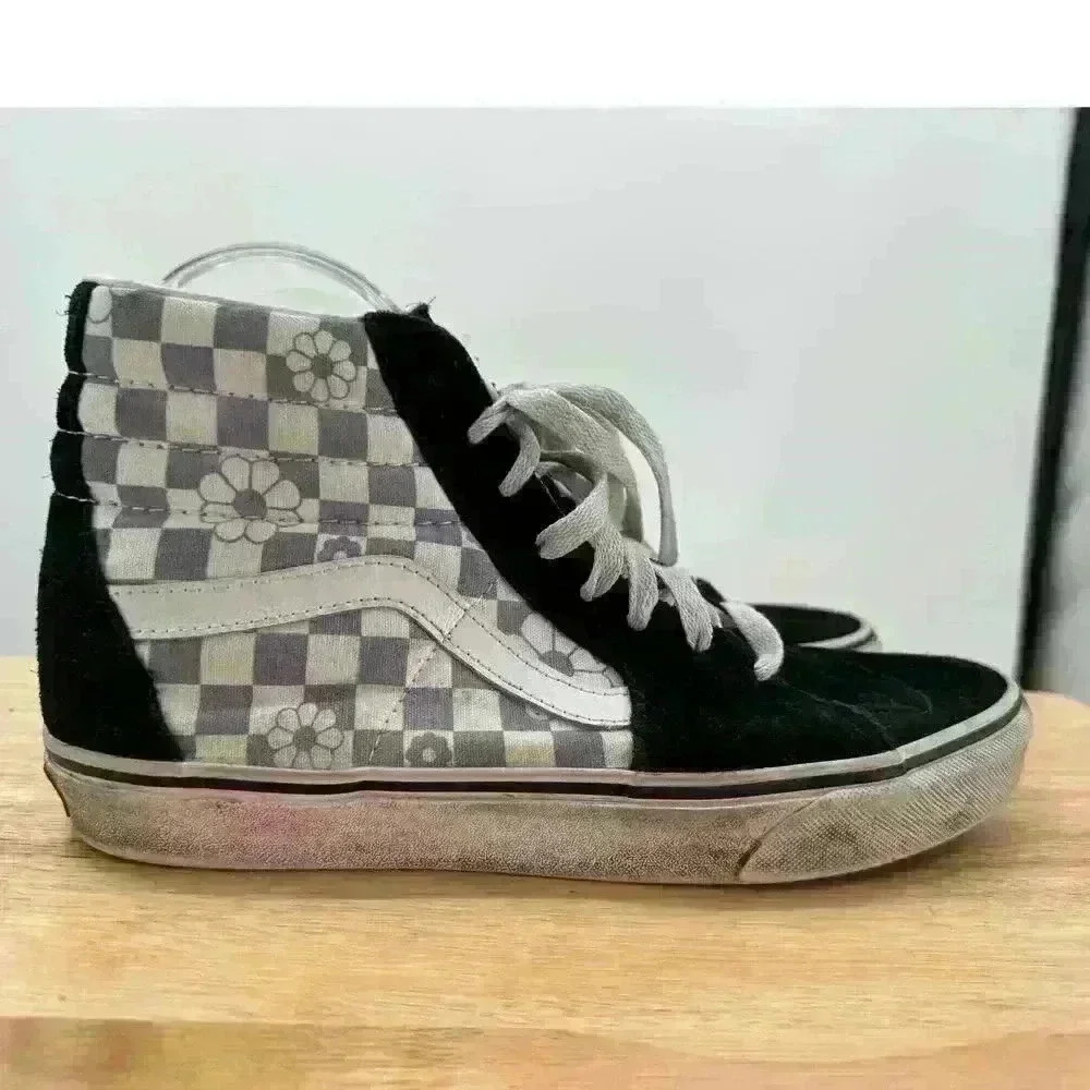 Vans  High Top Lace-Up Sneakers - Purple & White Floral‎ Checkered - W 9.5 M 8